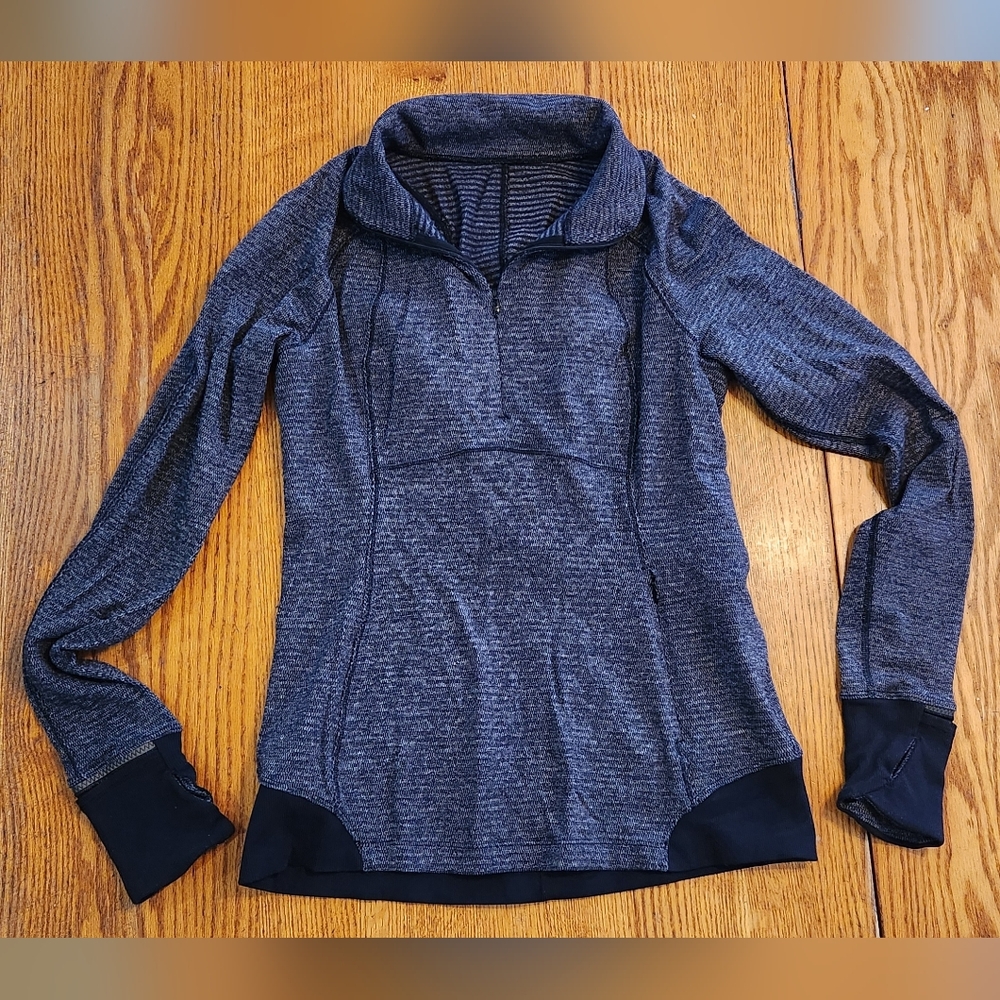 Lululemon Black And Gray Runderful Half Zip Pullover Size 8